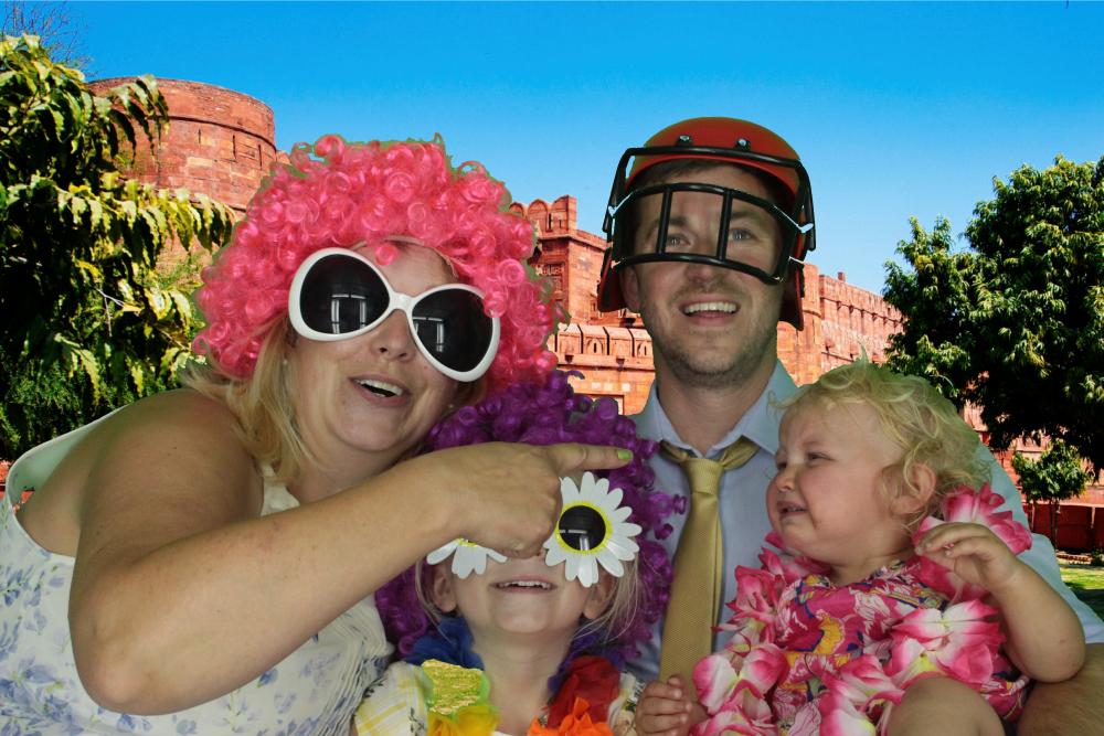 Mr & Mrs Davis | View more photos from the event at gallery.myphotoboothexperience.co.uk/u/MyPhotoBoothExperienceLtd/Mr-Mrs-Davis